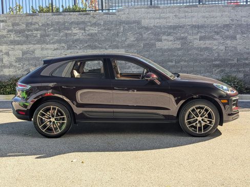 New 2026 Porsche Macan image 8