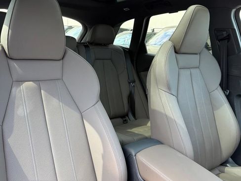 Certified 2025 Audi Q5 Premium Plus w/ Premium Plus AWD/4WD image 7