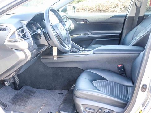 Certified 2022 Toyota Camry SE w/ Carpet Mat Package (TMS) FWD image 22