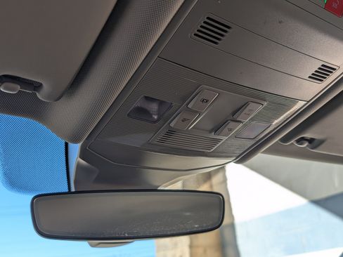 Used 2025 Volkswagen Jetta S image 28