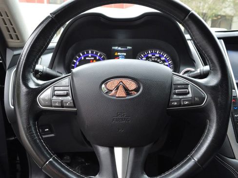 Used 2017 INFINITI Q50 2.0t w/ Moonroof Package image 7