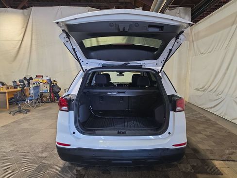 Used 2023 Chevrolet Equinox LS w/ LS Convenience Package AWD/4WD image 20