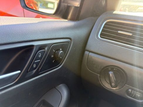 Used 2014 Volkswagen Jetta S FWD image 16