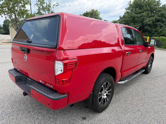 Used 2020 Nissan Titan SV w/ SV Convenience Package AWD/4WD image 4