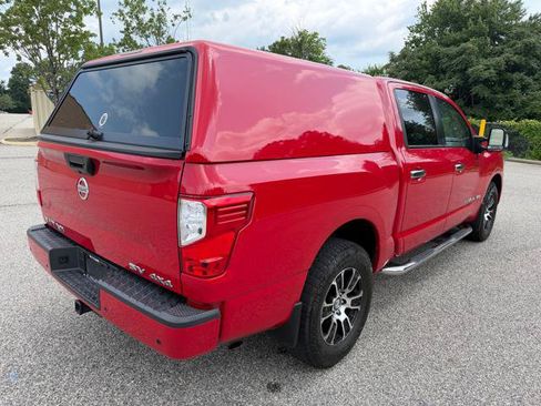 Used 2020 Nissan Titan SV w/ SV Convenience Package AWD/4WD image 4