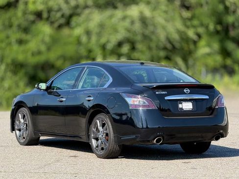 Used 2014 Nissan Maxima 3.5 SV w/ Sport Package FWD image 10
