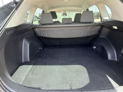 Used 2025 Toyota RAV4 XLE FWD image 28