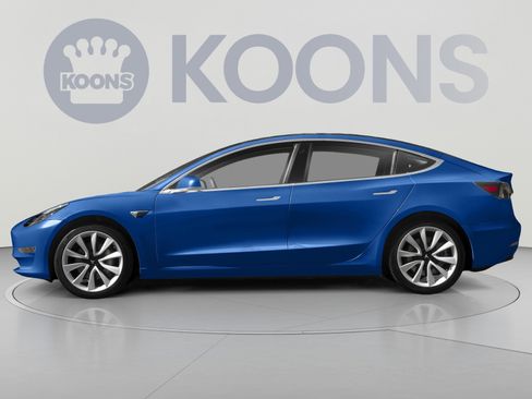 Used 2018 Tesla Model 3 Long Range RWD image 4