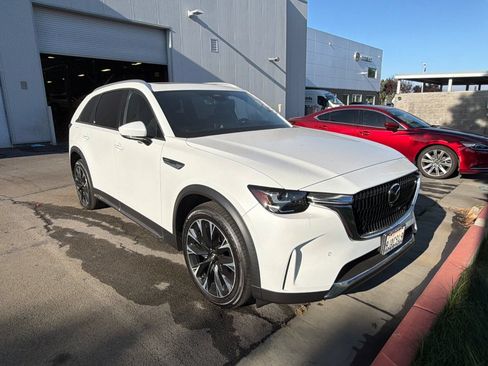 Used 2024 MAZDA CX-90 Plug-In Hybrid w/ Premium Plus AWD/4WD image 2
