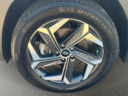 Certified 2024 Hyundai Tucson Limited image 9