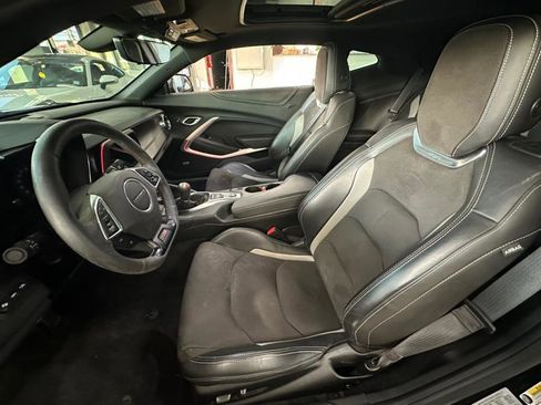 Used 2021 Chevrolet Camaro SS image 21