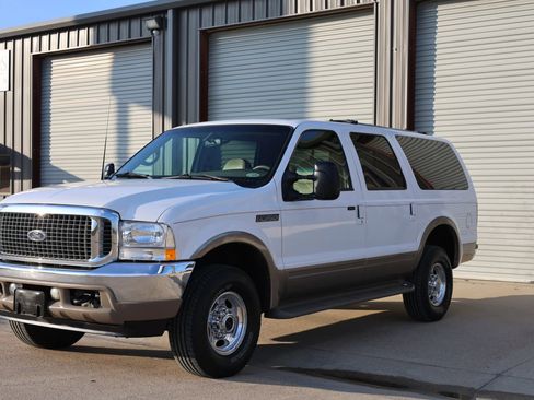 Used 2001 Ford Excursion Limited image 7