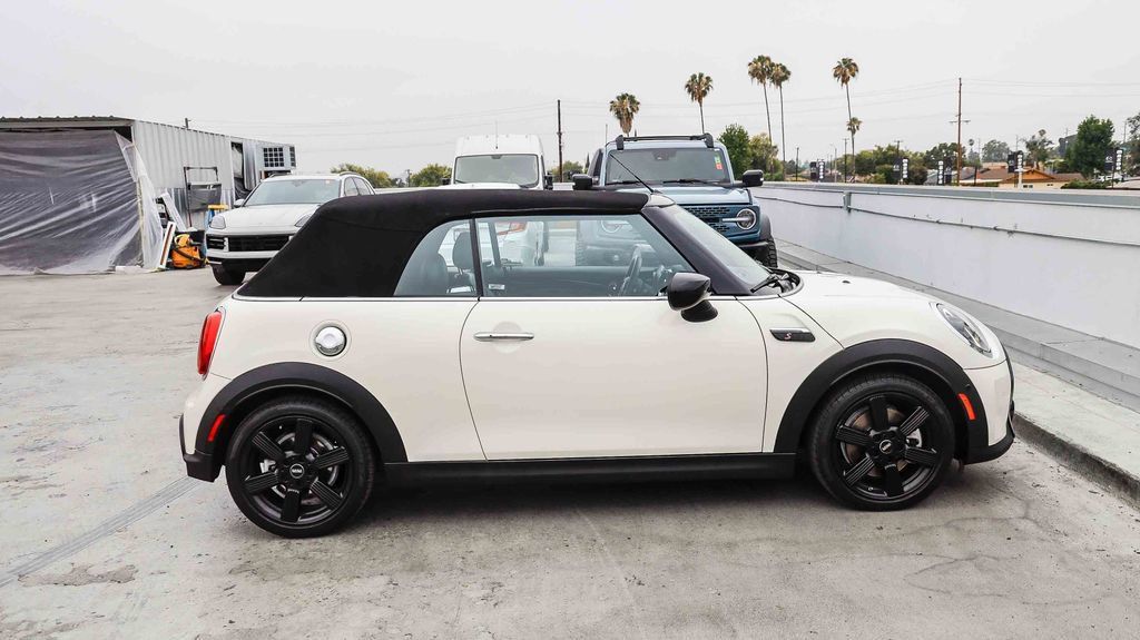 Used 2023 MINI Cooper S FWD image 13