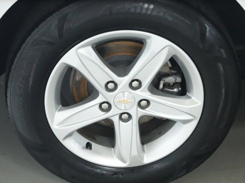 Used 2023 Chevrolet Malibu LT w/ Driver Confidence Package FWD image 12