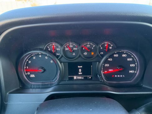 Used 2019 Chevrolet Silverado 1500 Custom w/ Custom Convenience Package image 33