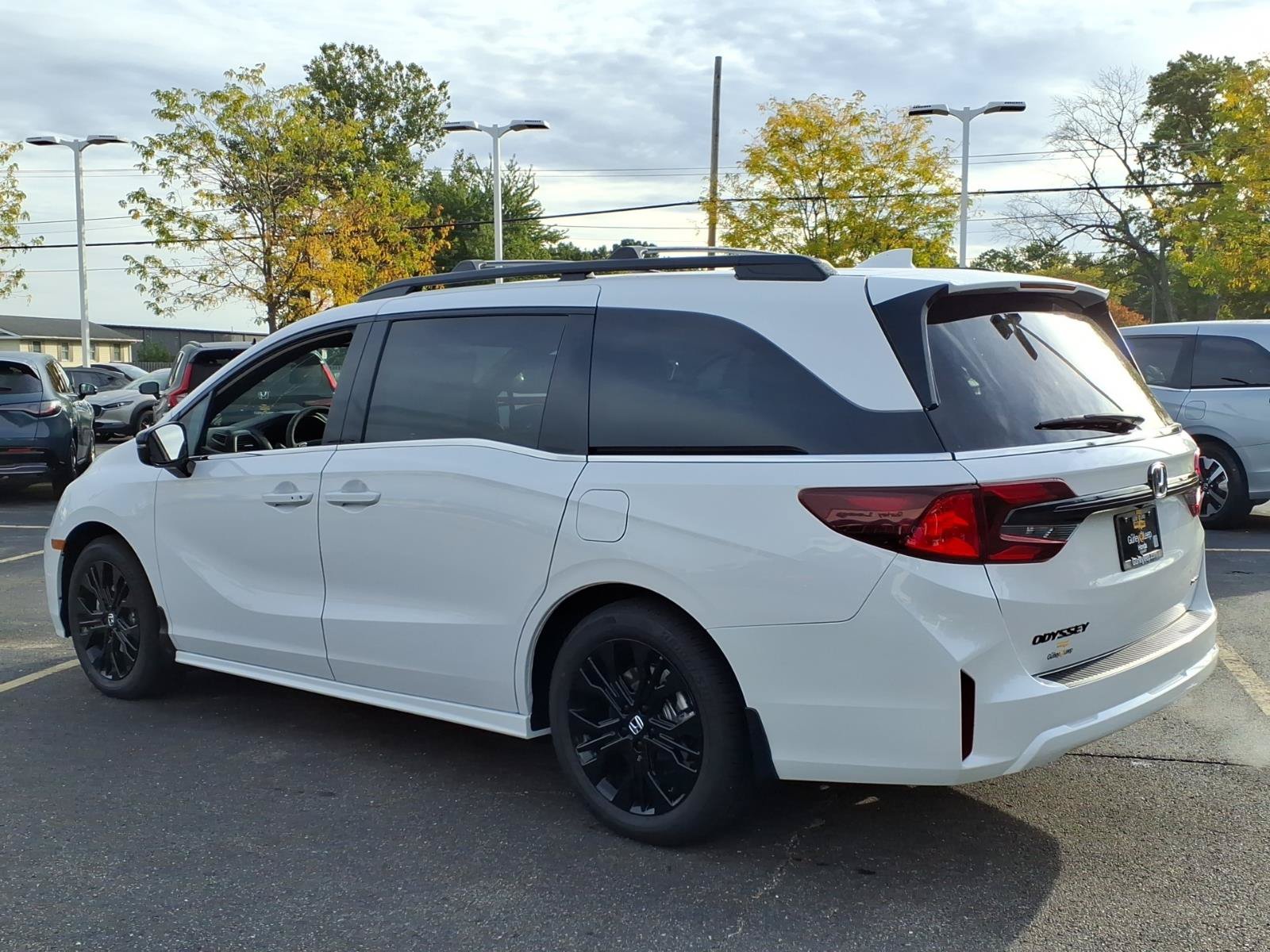 New 2027 Honda Odyssey Sport-L image 9