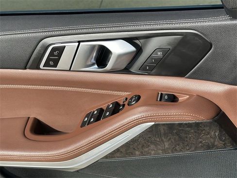 Used 2022 BMW X5 sDrive40i w/ Premium Package image 20