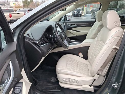 Used 2022 Buick Enclave Avenir w/ Avenir Technology Package image 14