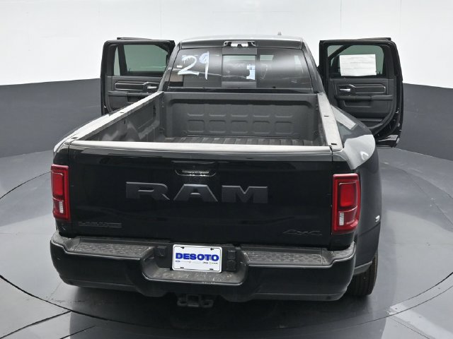 New 2026 RAM 3500 Laramie AWD/4WD image 58
