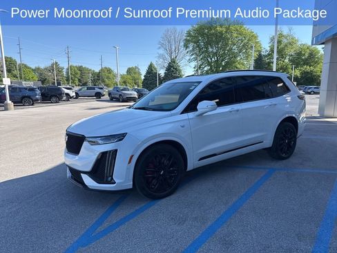 Used 2023 Cadillac XT6 Sport w/ LPO, ONYX Package AWD/4WD image 9