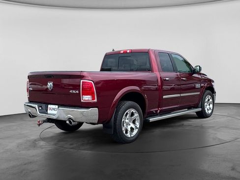 Used 2018 RAM 1500 Laramie w/ Convenience Group AWD/4WD image 10