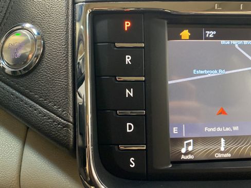 Used 2018 Lincoln Continental Reserve AWD/4WD image 19