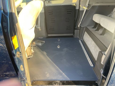 Used 2012 Toyota Sienna LE image 25