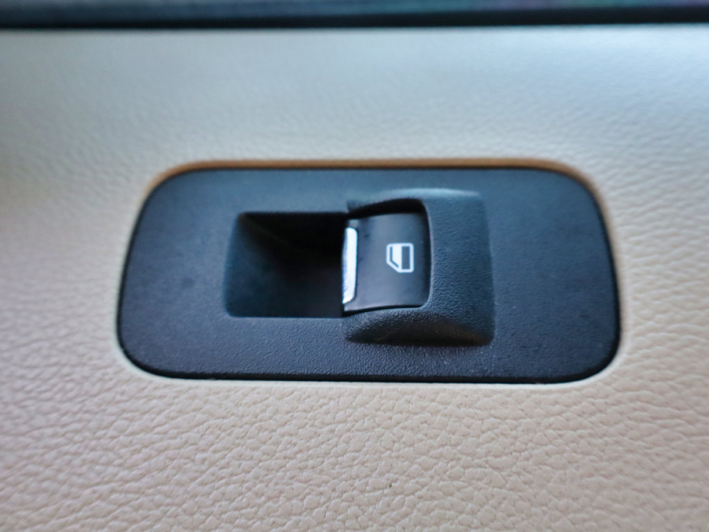 Used 2016 Ford F150 Lariat AWD/4WD image 47