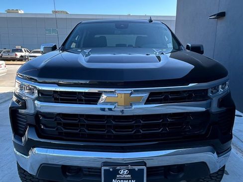 Used 2025 Chevrolet Silverado 1500 LT w/ Work Truck Package image 2