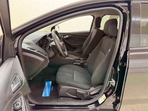 Used 2018 Ford Focus SE FWD image 17