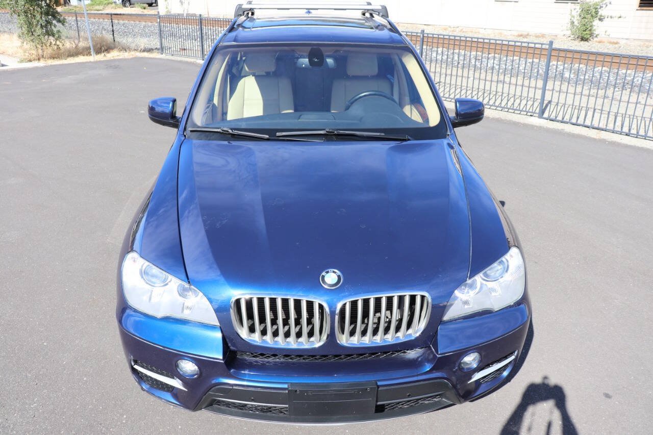Used 2013 BMW X5 xDrive35d w/ Premium Pkg AWD/4WD image 2