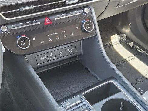Used 2025 Hyundai Sonata SEL FWD image 19