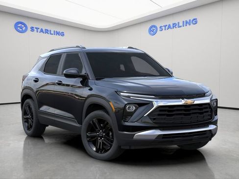 New 2026 Chevrolet TrailBlazer LT w/ Midnight Edition FWD image 6