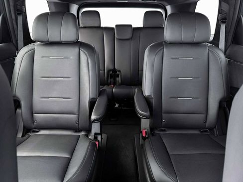 New 2026 Hyundai Palisade Calligraphy FWD image 16