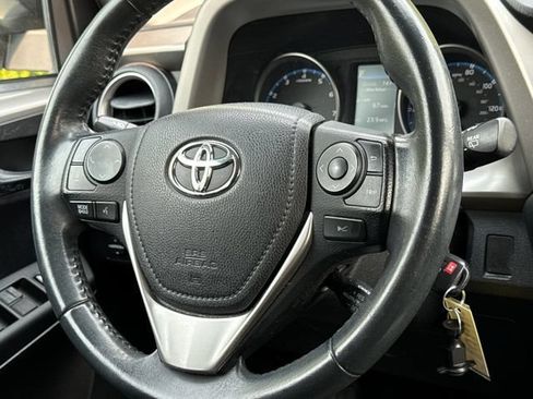 Used 2017 Toyota RAV4 XLE w/ Plus Special Value Package AWD/4WD image 12