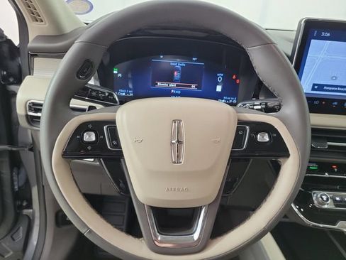 Used 2023 Lincoln Corsair FWD image 21