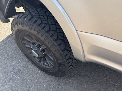 Used 2022 Ford F250 Lariat w/ Tremor Off-Road Package AWD/4WD image 12