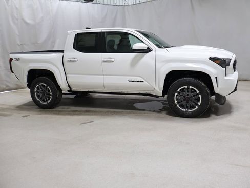 New 2026 Toyota Tacoma TRD Sport image 6