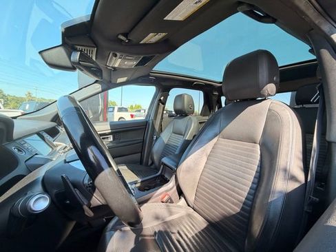 Used 2016 Land Rover Discovery Sport HSE Luxury AWD/4WD image 21