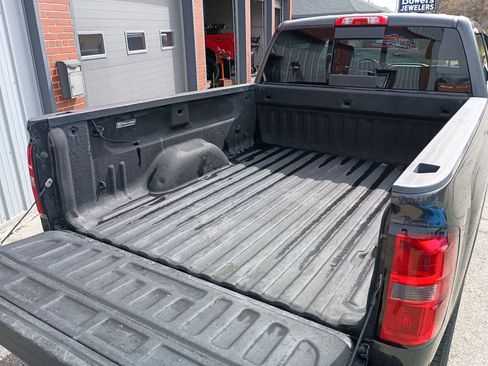 Used 2014 GMC Sierra 1500 SLE w/ SLE Value Package image 8
