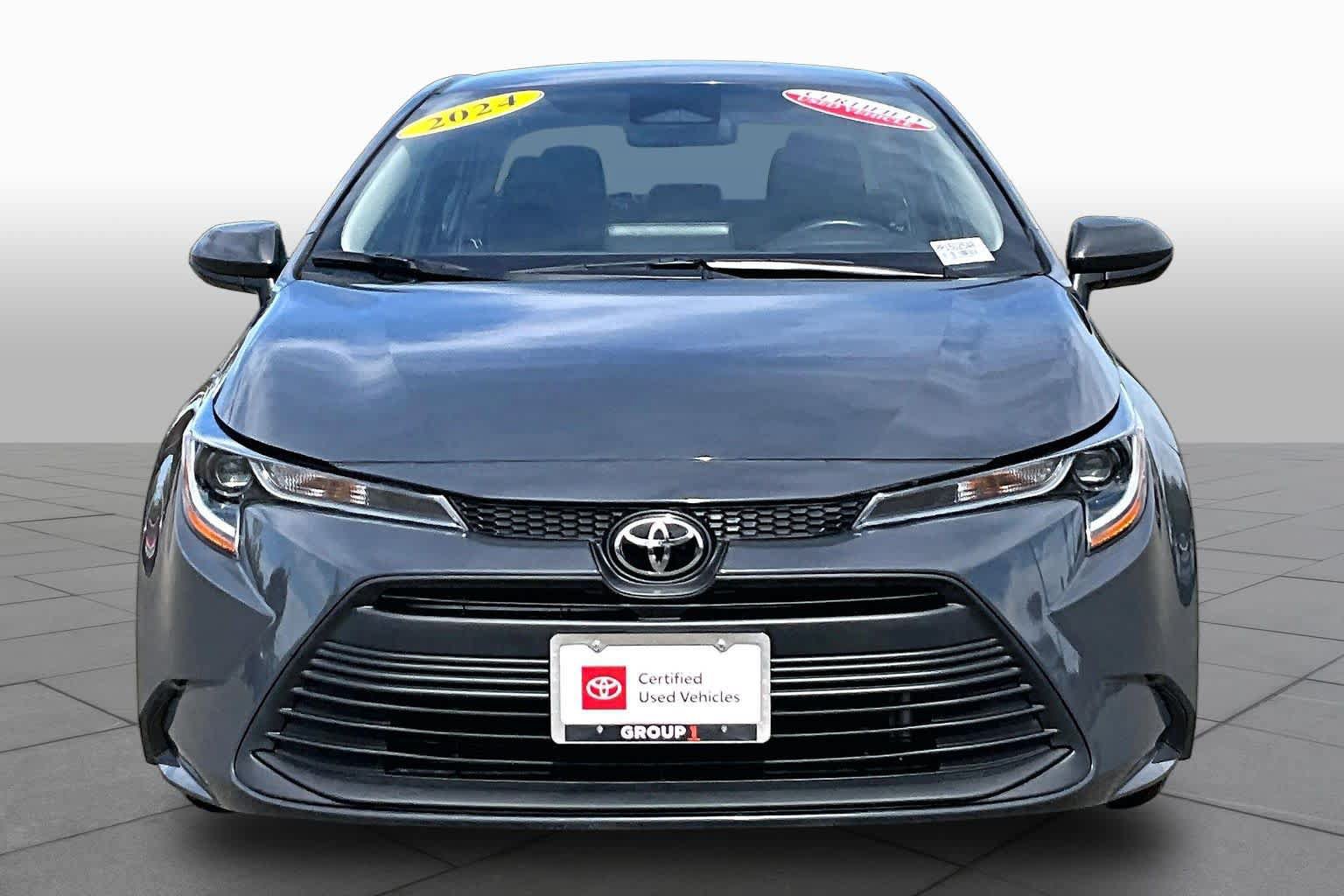 Certified 2024 Toyota Corolla LE FWD image 3