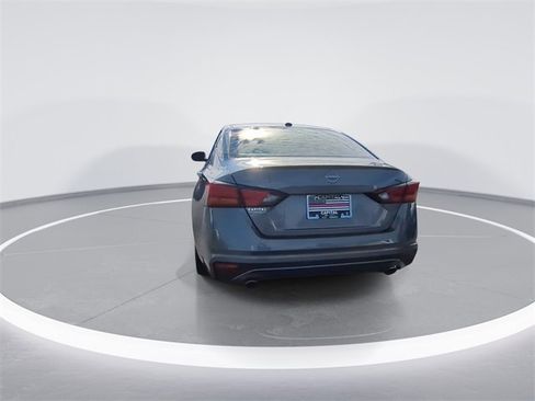 Used 2023 Nissan Altima 2.5 SL image 7