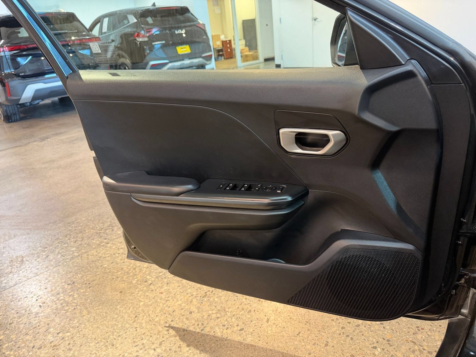 Used 2026 Kia K4 FWD image 18