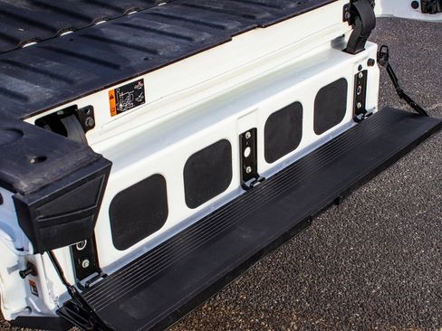 Used 2024 GMC Sierra 1500 AT4 w/ Technology Package image 45