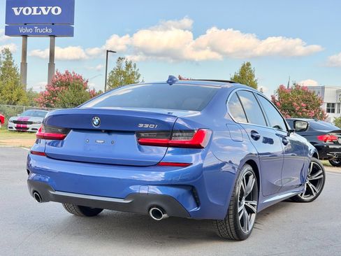 Used 2022 BMW 330i Sedan w/ M Sport Package RWD image 8