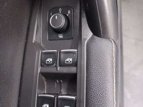 Used 2023 Volkswagen Tiguan SE R-Line FWD image 15