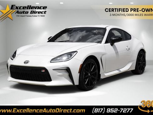 Used 2025 Toyota GR86 Premium RWD image 1