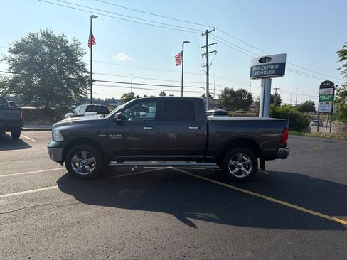 Used 2017 RAM 1500 Big Horn AWD/4WD image 4