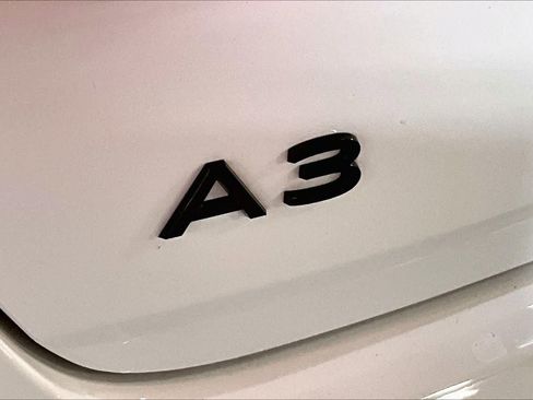 Used 2025 Audi A3 2.0T Premium image 32