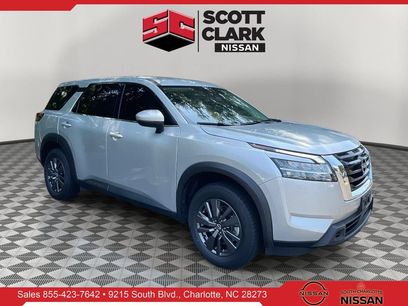 Used 2022 Nissan Pathfinder S